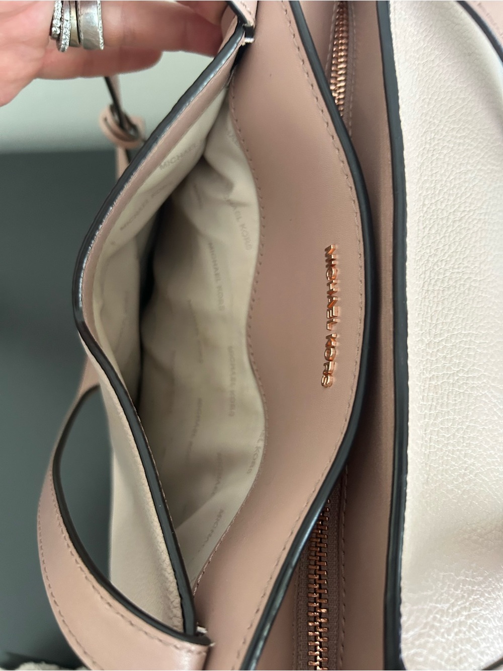 Michael Kors Pink Leather Tote Shoulder bag structured everyday bag - Picture 9 of 13